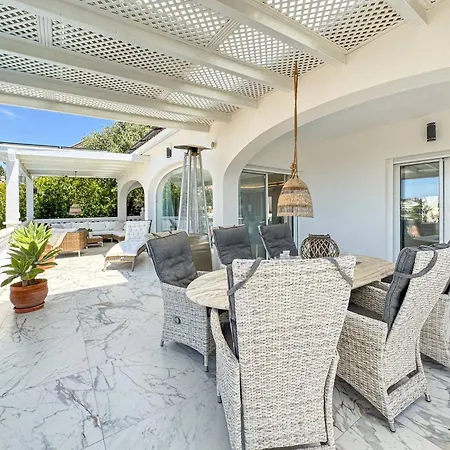 Ferienhaus Seaview In Fuengirola, Pool, Sleeps 16 Fuengirola